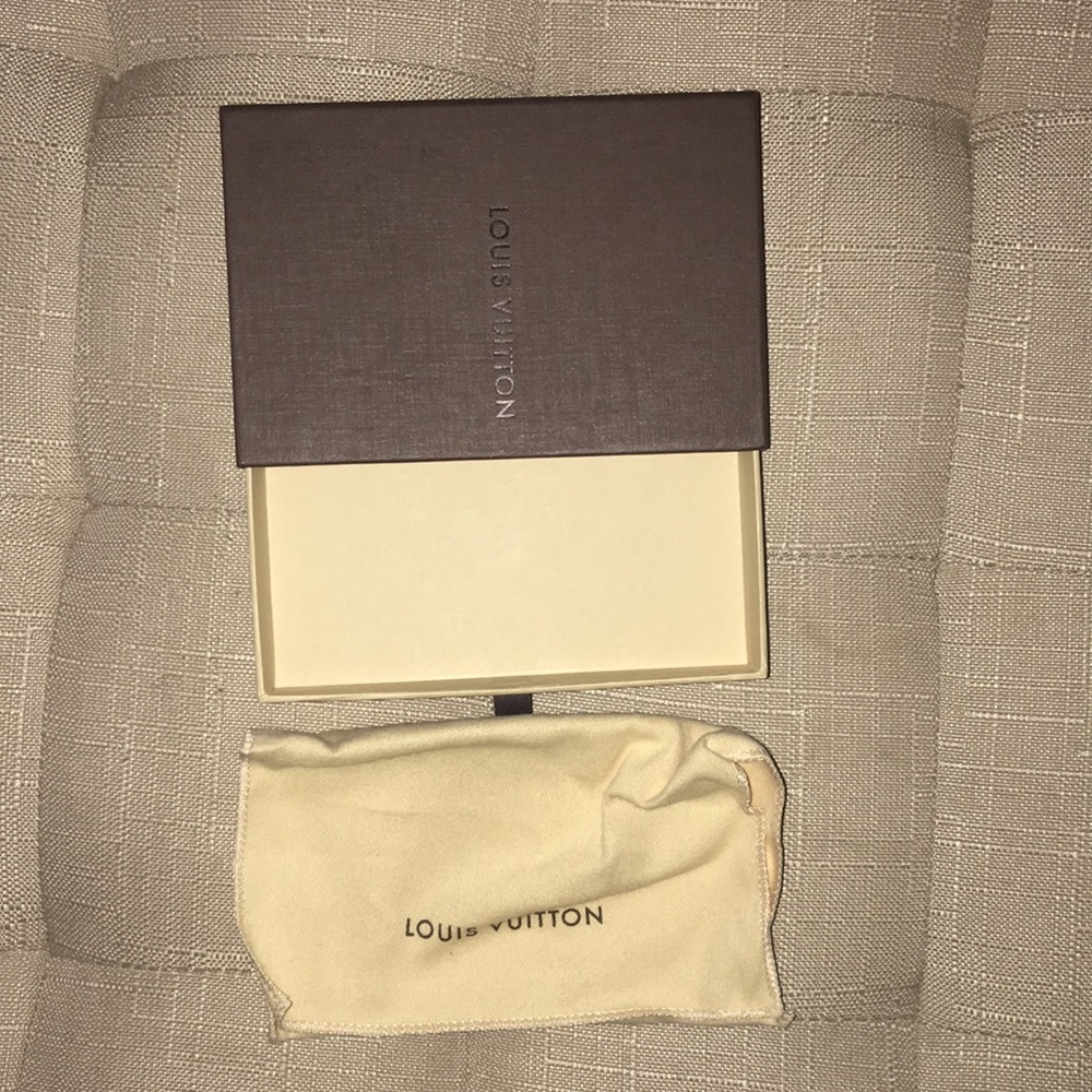 Louis Vuitton small box with dust bag